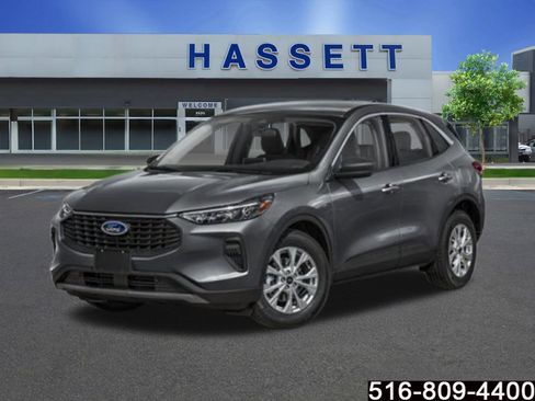 Used 2025 Ford Escape Active w/ Cold Weather Package image 1