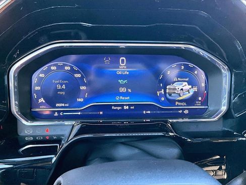 Used 2024 Chevrolet Silverado 2500 LTZ w/ LTZ Plus Package image 9