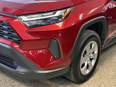 Used 2023 Toyota RAV4 LE AWD/4WD image 6