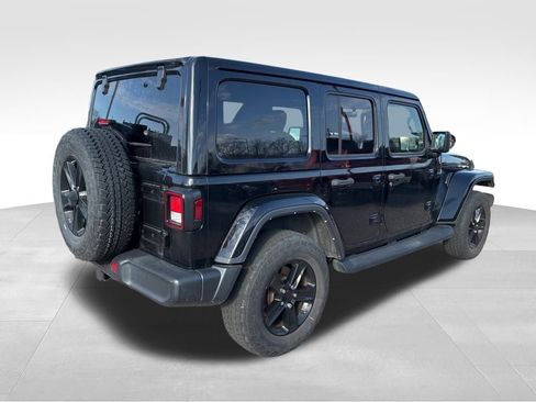 Used 2022 Jeep Wrangler Unlimited Sahara image 5