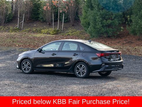 Used 2024 Kia Forte LXS image 5