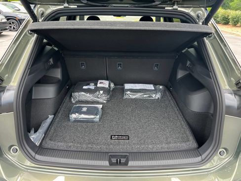 New 2026 Volkswagen Tiguan SE R-Line AWD/4WD image 13