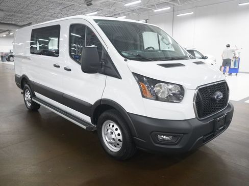 Used 2024 Ford Transit 250 Low Roof AWD w/ Exterior Upgrade Package image 36