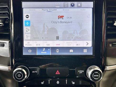 Certified 2025 RAM 2500 Big Horn AWD/4WD image 25