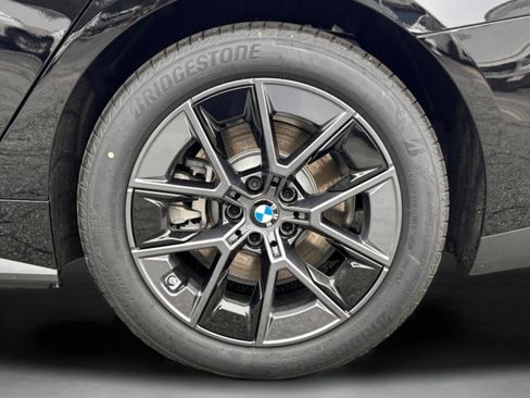 Used 2026 BMW i4 eDrive40 w/ Parking Assistance Package RWD image 37