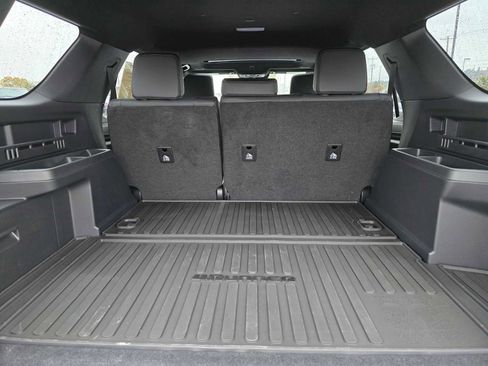 Certified 2025 Toyota 4Runner TRD Off-Road Premium image 17