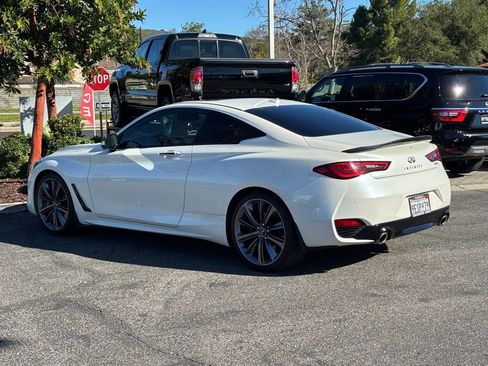 Certified 2022 INFINITI Q60 Red Sport 400 w/ Cargo Package RWD image 9