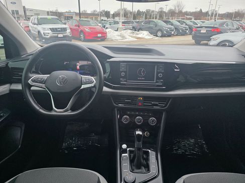 Used 2024 Volkswagen Taos S image 11