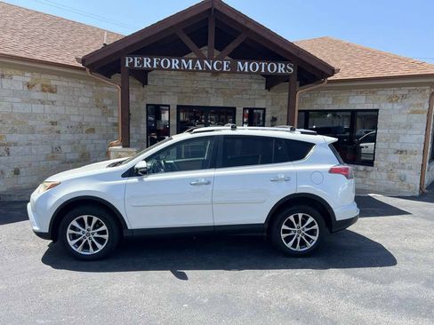 Used 2016 Toyota RAV4 Limited FWD image 2