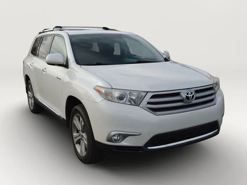 Used 2013 Toyota Highlander Limited image 7