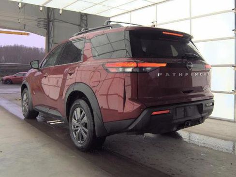 Certified 2023 Nissan Pathfinder SV w/ SV Premium Package image 3