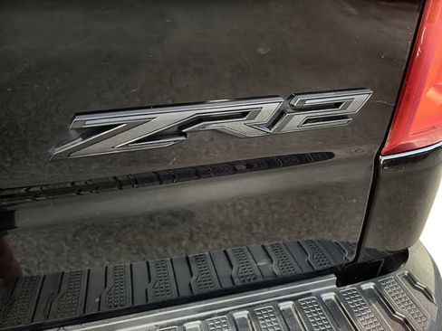 Used 2026 Chevrolet Silverado 1500 ZR2 w/ Dark Appearance Package AWD/4WD image 32
