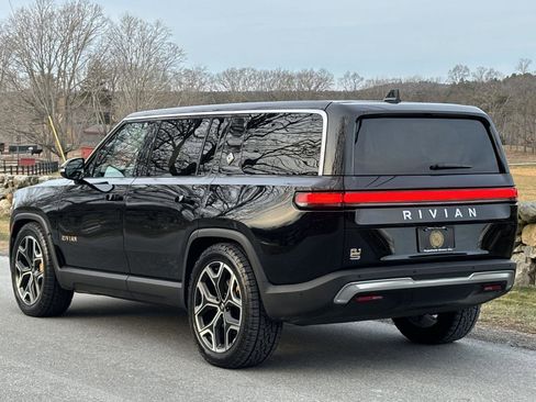 Used 2022 Rivian R1S Launch Edition image 15