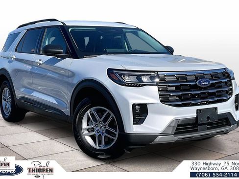 New 2026 Ford Explorer Active w/ Active Comfort Package RWD image 1