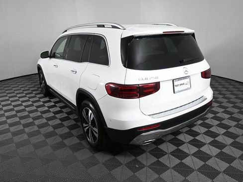 Certified 2025 Mercedes-Benz GLB 250 image 4