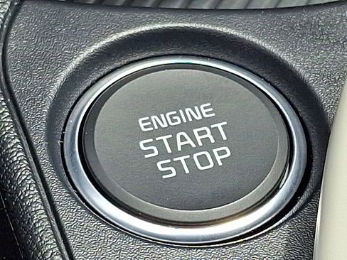 New 2025 Kia K4 GT-Line image 16