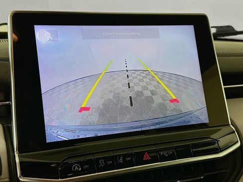 Used 2024 Jeep Compass Limited image 18