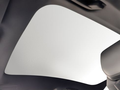 Used 2022 Audi e-tron GT Prestige w/ Prestige Package image 18