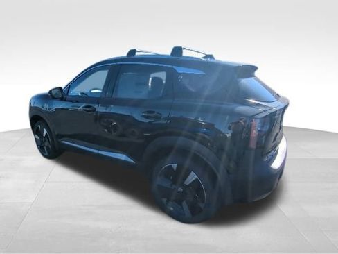 New 2026 Nissan Kicks SR w/ SR Premium Package image 4