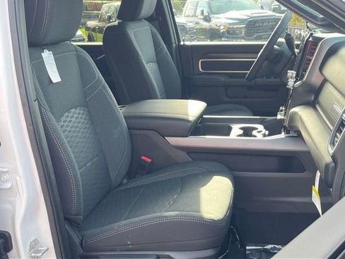 New 2026 RAM 2500 Big Horn AWD/4WD image 24