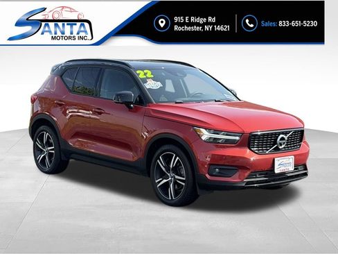 Used 2022 Volvo XC40 T5 R-Design AWD/4WD image 3