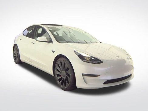 Used 2022 Tesla Model 3 Performance image 1