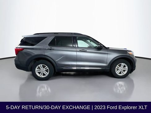 Certified 2023 Ford Explorer XLT w/ Equipment Group 202A AWD/4WD image 9