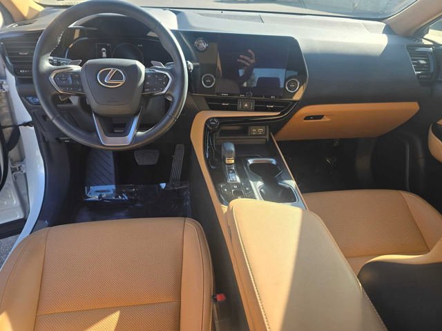 Used 2025 Lexus NX 250 FWD w/ Accessory Package (2T) image 19