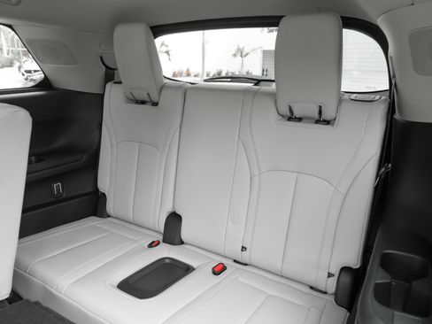 Certified 2026 INFINITI QX60 Luxe w/ Cargo Package FWD image 43