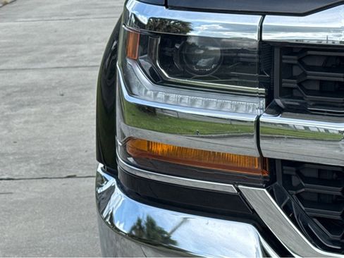 Used 2018 Chevrolet Silverado 1500 LT image 20