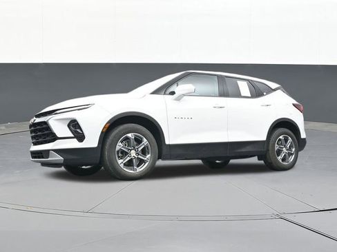 Used 2024 Chevrolet Blazer LT image 49