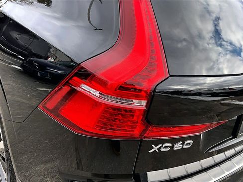 Certified 2023 Volvo XC60 B5 Plus w/ Protection Package Premier image 27