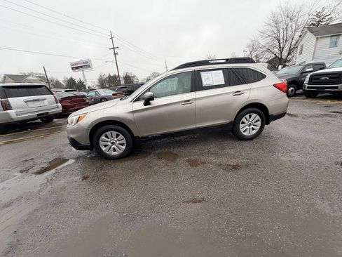 Used 2015 Subaru Outback 2.5i Premium image 40