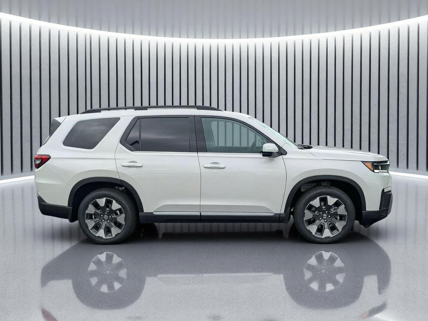 New 2026 Honda Pilot Elite image 3