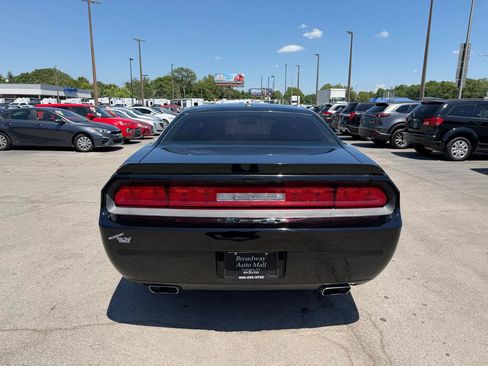 Used 2012 Dodge Challenger SXT Plus RWD image 4