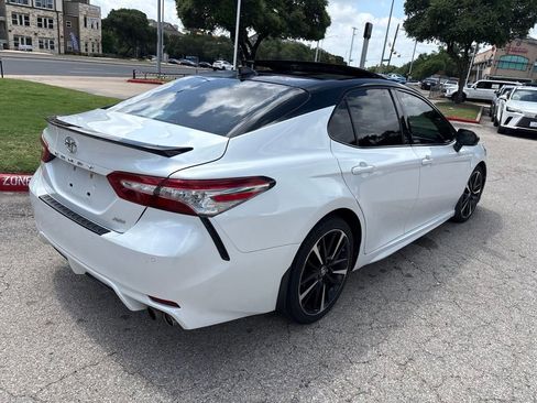 Used 2018 Toyota Camry XSE w/ Driver Assist Package FWD image 5
