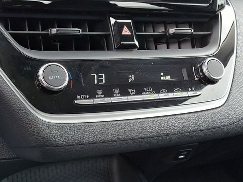 Used 2024 Toyota Corolla LE FWD image 15