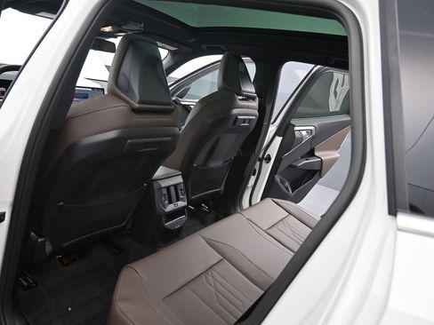 Used 2026 BMW X3 xDrive30i w/ Convenience Package AWD/4WD image 32