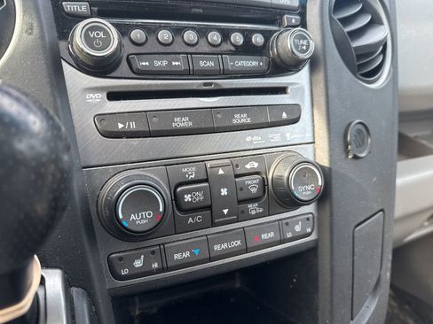 Used 2012 Honda Pilot Touring image 24