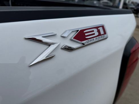 Certified 2026 GMC Sierra 1500 SLT w/ SLT Premium Plus Package AWD/4WD image 13