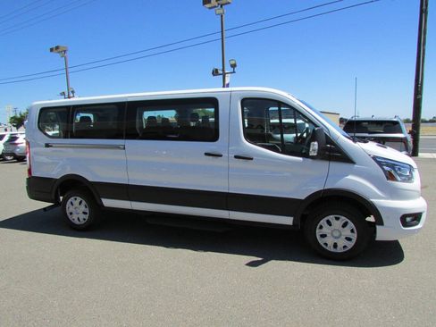 Used 2023 Ford Transit 350 XLT RWD image 5