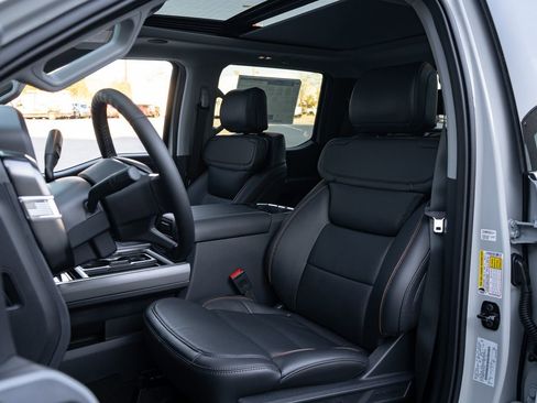 New 2026 Ford F350 Lariat w/ Lariat Ultimate Package image 28