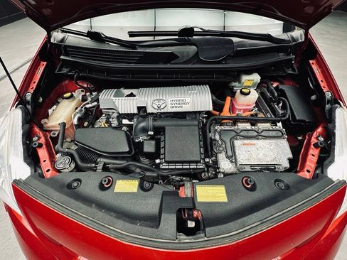 Used 2012 Toyota Prius V Five FWD image 39