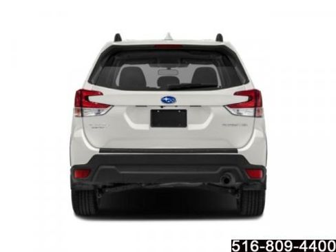 Used 2023 Subaru Forester Premium AWD/4WD image 9