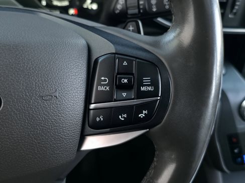 Used 2020 Ford Explorer Platinum w/ Premium Technology Package image 20