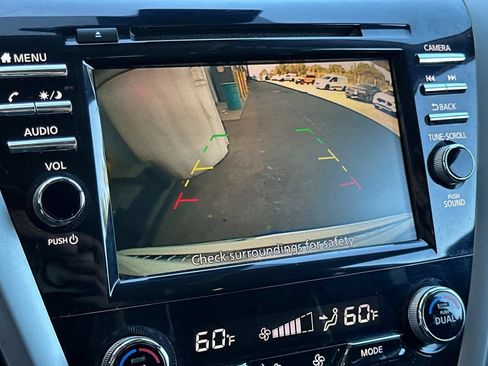 Used 2021 Nissan Murano S FWD image 19