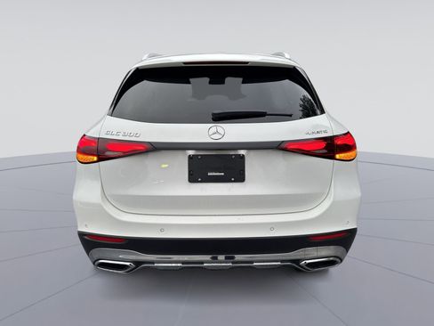 Used 2024 Mercedes-Benz GLC 300 4MATIC image 29