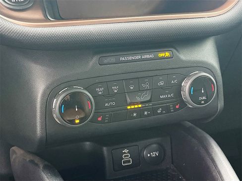 Used 2024 Ford Bronco Sport Outer Banks w/ Tech Package image 17