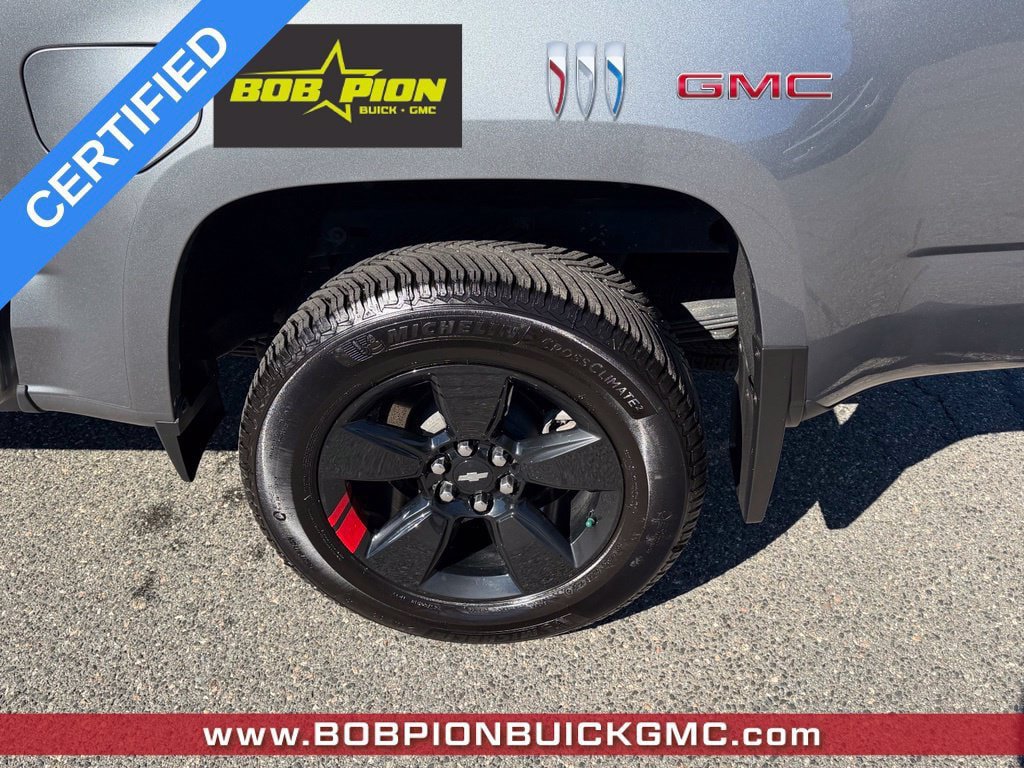 Used 2022 Chevrolet Colorado LT w/ Redline Special Edition AWD/4WD image 11