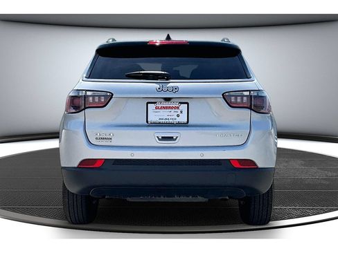 Certified 2026 Jeep Compass Limited AWD/4WD image 6